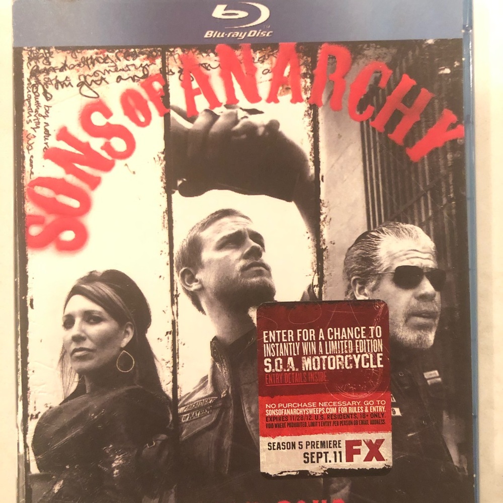SONS OF ANARCHY Season 4 // Blu-Ray 3-Disc Set